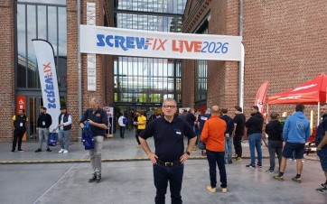 Christian Mazauric, DG de Screwfix accueille les artisans